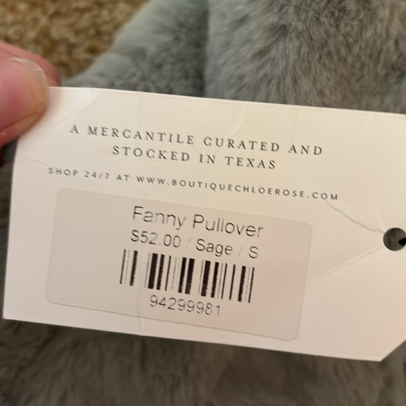 Pullover - Picture 2 of 2